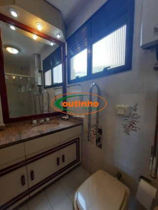Imagem Apartamento com 4 Quartos à Venda, 147 m² em Tijuca - Rio De Janeiro Imagem Apartamento com 4 Quartos à Venda, 147 m² em Tijuca - Rio De Janeiro