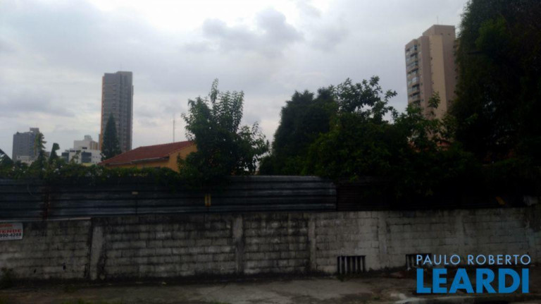 Imagem Terreno à Venda, 960 m² em Jardim - Santo André Imagem Terreno à Venda, 960 m² em Jardim - Santo André