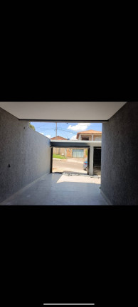 Imagem Casa com 3 Quartos à Venda, 200 m² em Goiânia Imagem Casa com 3 Quartos à Venda, 200 m² em Goiânia