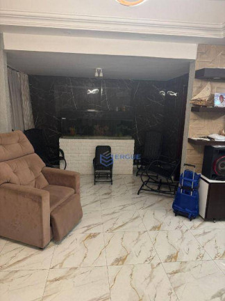 Imagem Casa com 4 Quartos à Venda, 330 m² em Parangaba - Fortaleza Imagem Casa com 4 Quartos à Venda, 330 m² em Parangaba - Fortaleza
