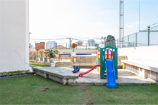 Imagem Imóvel com 3 Quartos à Venda, em Aclimação - São Paulo Imagem Imóvel com 3 Quartos à Venda, em Aclimação - São Paulo