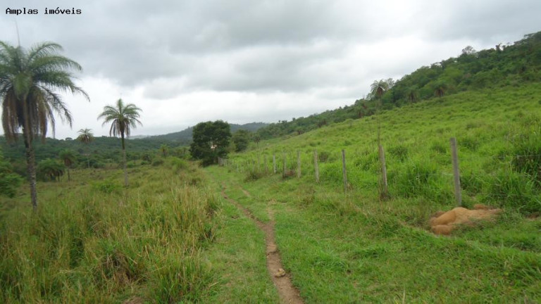 Imagem Fazenda à Venda, 320 m² em Azurita Distrito De Mateus Leme - Mateus Leme Imagem Fazenda à Venda, 320 m² em Azurita Distrito De Mateus Leme - Mateus Leme