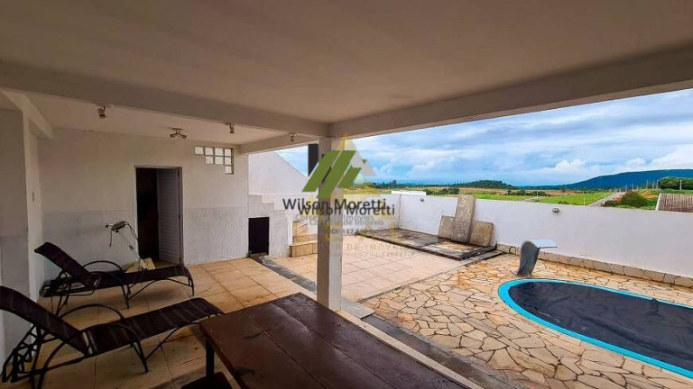 Imagem Casa com 4 Quartos à Venda, 300 m²