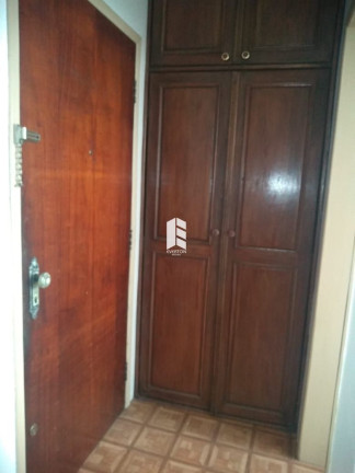 Imagem Apartamento com 2 Quartos à Venda, 77 m² em Centro - Santa Maria