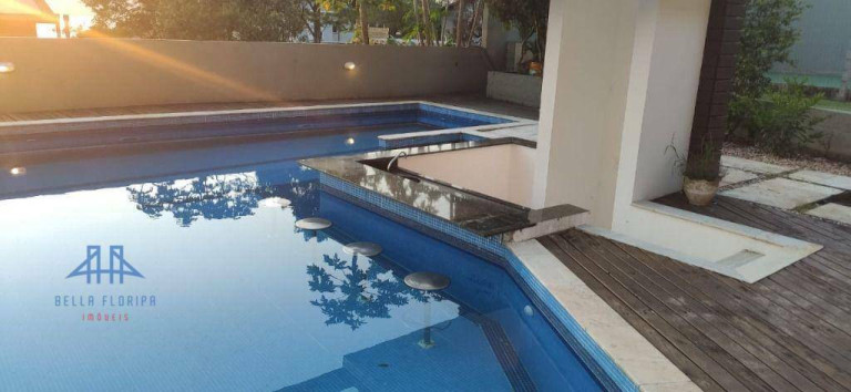 Imagem Casa com 4 Quartos à Venda, 510 m² em João Paulo - Florianópolis Imagem Casa com 4 Quartos à Venda, 510 m² em João Paulo - Florianópolis
