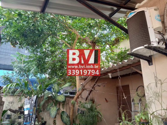 Imagem Casa com 2 Quartos à Venda, 80 m² em Vicente De Carvalho - Rio De Janeiro Imagem Casa com 2 Quartos à Venda, 80 m² em Vicente De Carvalho - Rio De Janeiro