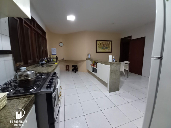 Imagem Casa com 4 Quartos à Venda, 255 m² em Jardim Petrópolis - Maceió Imagem Casa com 4 Quartos à Venda, 255 m² em Jardim Petrópolis - Maceió