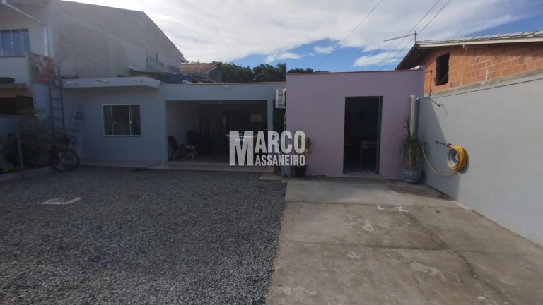 Imagem Casa com 2 Quartos à Venda, 228 m² em Costeira - Balneário Barra Do Sul