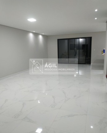 Imagem Casa com 4 Quartos à Venda, 250 m² em Loteamento Villa Branca - Jacareí Imagem Casa com 4 Quartos à Venda, 250 m² em Loteamento Villa Branca - Jacareí