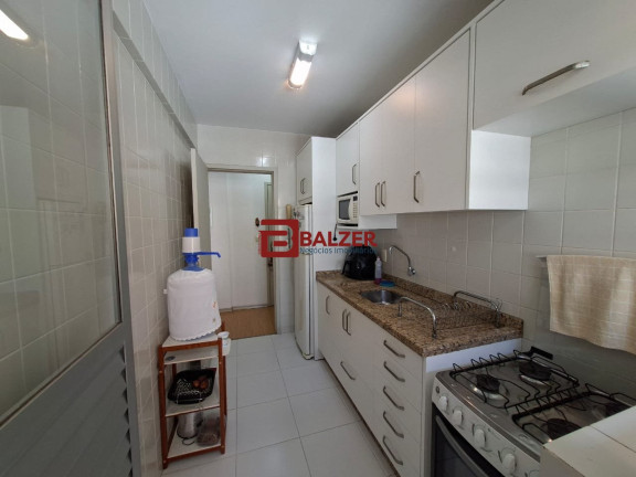 Imagem Apartamento com 1 Quarto à Venda, 66 m² em Centro - Florianópolis Imagem Apartamento com 1 Quarto à Venda, 66 m² em Centro - Florianópolis