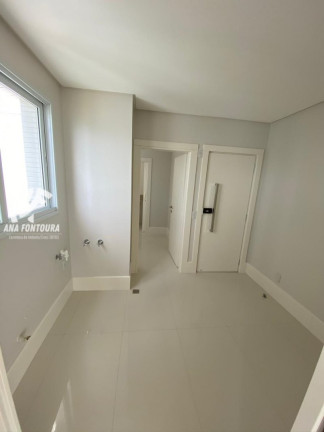 Imagem Apartamento com 4 Quartos à Venda, 237 m² em Centro - Balneário Camboriú Imagem Apartamento com 4 Quartos à Venda, 237 m² em Centro - Balneário Camboriú