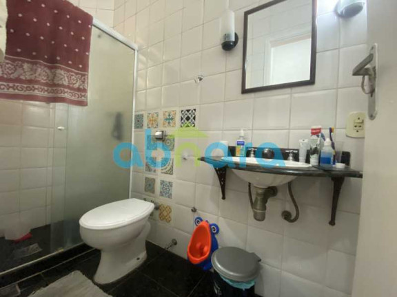 Imagem Apartamento com 2 Quartos à Venda, 90 m² em Copacabana - Rio De Janeiro