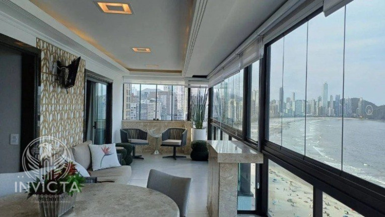 Imagem Cobertura com 3 Quartos à Venda, 180 m² em Centro - Balneário Camboriú Imagem Cobertura com 3 Quartos à Venda, 180 m² em Centro - Balneário Camboriú