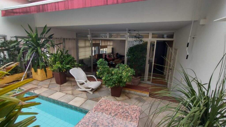 Imagem Cobertura com 4 Quartos à Venda, 200 m² em Copacabana - Rio De Janeiro Imagem Cobertura com 4 Quartos à Venda, 200 m² em Copacabana - Rio De Janeiro