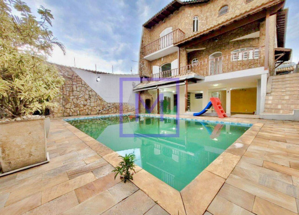 Casa com 3 Quartos à Venda, 296 m² em Vila Ré - São Paulo