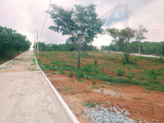 Terreno à Venda, 360 m² em Estrela Do Sul - Mateus Leme