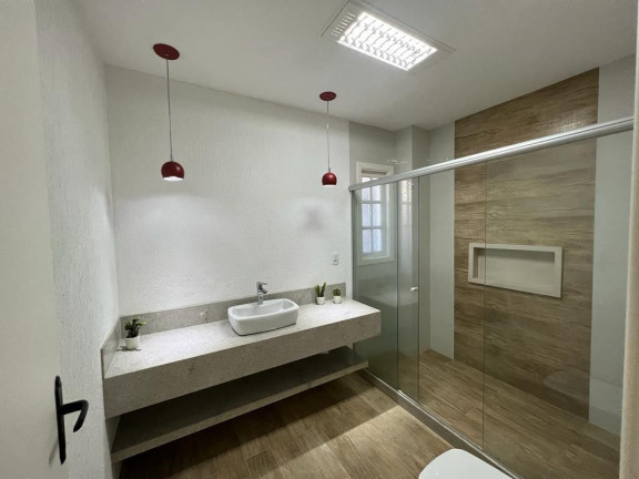 Imagem Casa com 5 Quartos à Venda, 400 m² em Golfe - Teresópolis Imagem Casa com 5 Quartos à Venda, 400 m² em Golfe - Teresópolis