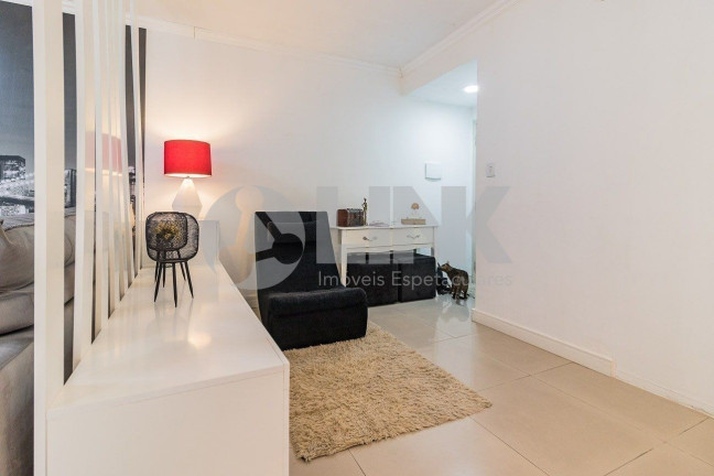 Imagem Apartamento com 3 Quartos à Venda, 118 m² em Petrópolis - Porto Alegre Imagem Apartamento com 3 Quartos à Venda, 118 m² em Petrópolis - Porto Alegre