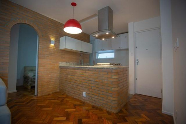 Imagem Apartamento com 2 Quartos à Venda, 60 m² em Copacabana - Rio De Janeiro Imagem Apartamento com 2 Quartos à Venda, 60 m² em Copacabana - Rio De Janeiro