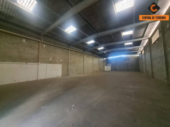 Imóvel para Alugar, 630 m² em Cassange - Salvador