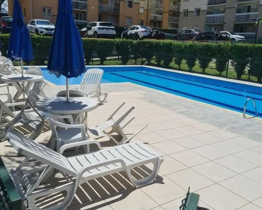 Imagem Apartamento com 3 Quartos à Venda, 70 m² em Capão Raso - Curitiba