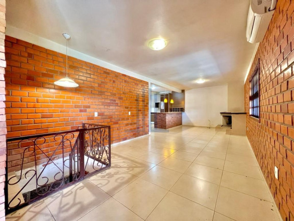 Imagem Casa com 3 Quartos à Venda, 280 m² em Centro - Itaara Imagem Casa com 3 Quartos à Venda, 280 m² em Centro - Itaara