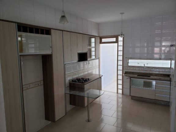 Imagem Casa com 7 Quartos à Venda, 370 m² em Grageru - Aracaju Imagem Casa com 7 Quartos à Venda, 370 m² em Grageru - Aracaju