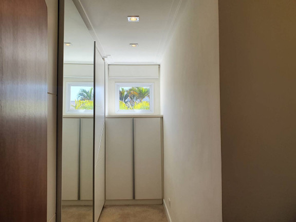 Imagem Casa com 3 Quartos à Venda, 400 m² em Alphaville Residencial Dois - Barueri Imagem Casa com 3 Quartos à Venda, 400 m² em Alphaville Residencial Dois - Barueri
