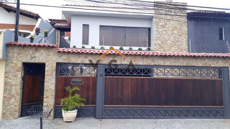 Casa com 3 Quartos à Venda, 230 m² em Cidade Patriarca - São Paulo