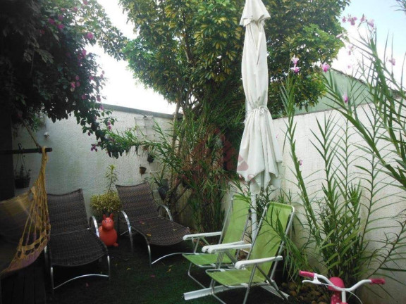 Imagem Casa com 4 Quartos à Venda, 400 m² em Santa Felicidade - Curitiba