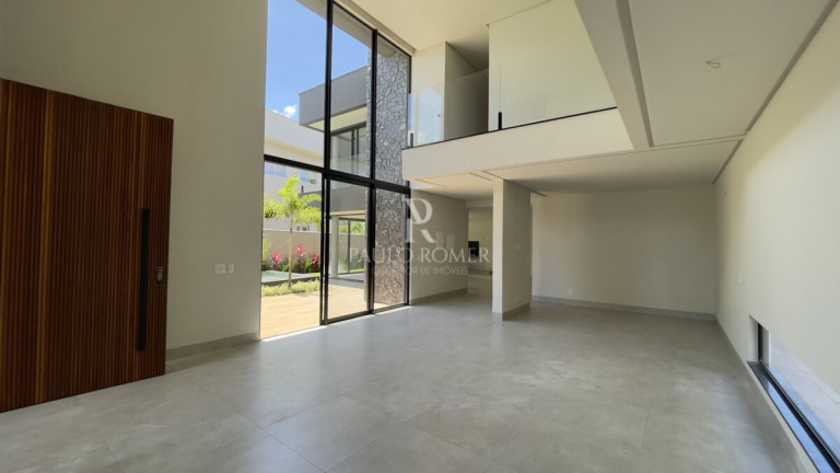 Imagem Casa com 5 Quartos à Venda, 343 m² em Residencial Goiânia Golfe Clube - Goiânia Imagem Casa com 5 Quartos à Venda, 343 m² em Residencial Goiânia Golfe Clube - Goiânia