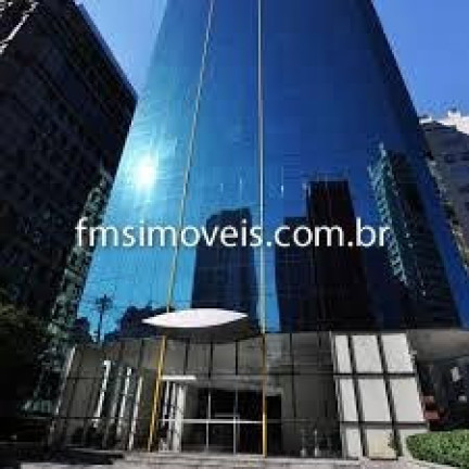 Imóvel para Alugar, 330 m² em Cidade Monções - São Paulo