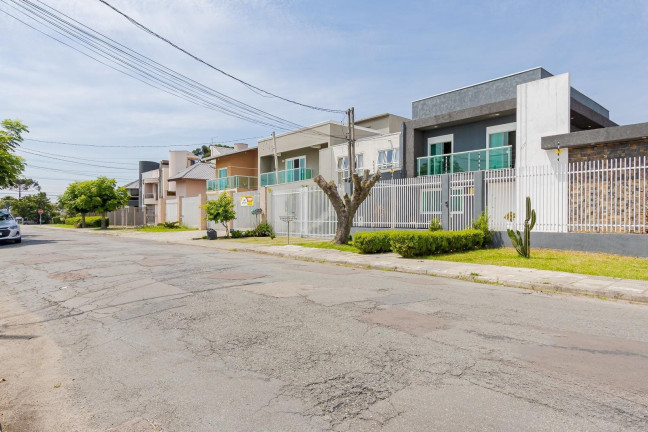 Imagem Casa com 3 Quartos à Venda, 165 m² em Capão Da Imbuia - Curitiba Imagem Casa com 3 Quartos à Venda, 165 m² em Capão Da Imbuia - Curitiba