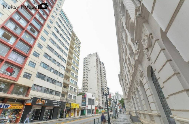 Apartamento com 2 Quartos à Venda, 91 m² em Centro - Curitiba