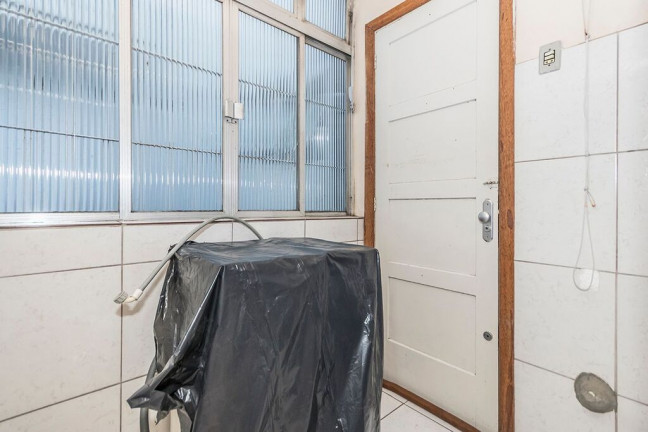 Imagem Apartamento com 2 Quartos à Venda, 60 m² em Azenha - Porto Alegre