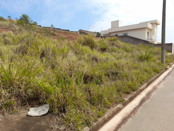 Imagem Casa à Venda, em Centro - Ibiúna Imagem Casa à Venda, em Centro - Ibiúna