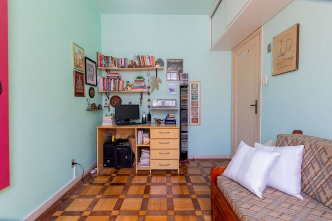 Imagem Imóvel com 3 Quartos à Venda, 101 m² em Petrópolis - Porto Alegre