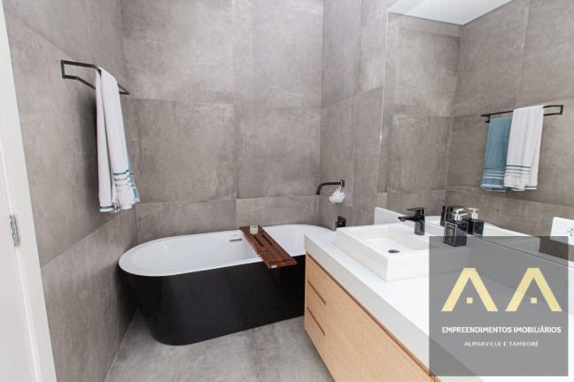 Imagem Casa com 4 Quartos à Venda, 400 m² em Tamboré - Santana De Parnaíba Imagem Casa com 4 Quartos à Venda, 400 m² em Tamboré - Santana De Parnaíba