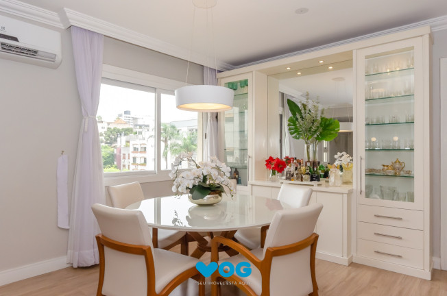 Imagem Imóvel com 3 Quartos à Venda, 127 m² em Petrópolis - Porto Alegre