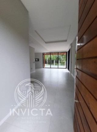 Imagem Casa de Condomínio com 3 Quartos à Venda, 258 m² em Praia Das Taquaras - Balneário Camboriú