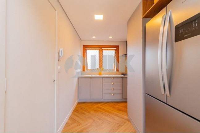 Imagem Apartamento com 3 Quartos à Venda, 120 m² em Menino Deus - Porto Alegre Imagem Apartamento com 3 Quartos à Venda, 120 m² em Menino Deus - Porto Alegre