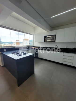 Imagem Imóvel com 3 Quartos à Venda, 320 m² em Palmas - Governador Celso Ramos