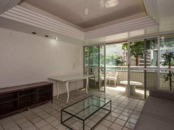 Imagem Apartamento com 4 Quartos à Venda, 234 m²