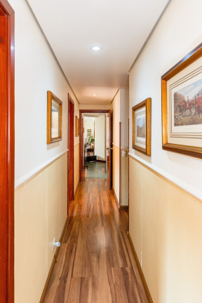 Imagem Imóvel com 4 Quartos à Venda, 200 m² em Moema - São Paulo