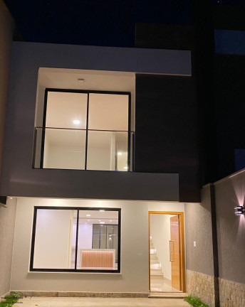 Imagem Sobrado com 3 Quartos à Venda, 147 m² em Jardim Das Hortênsias - Poços De Caldas