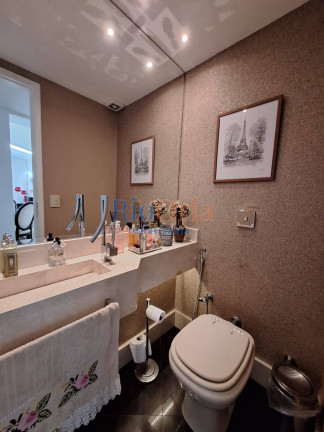 Imagem Apartamento com 3 Quartos à Venda, 230 m² em Barra Da Tijuca - Rio De Janeiro