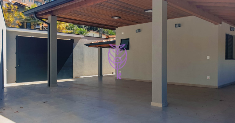Imagem Casa com 3 Quartos à Venda, 564 m² em Estância Suiça - Serra Negra