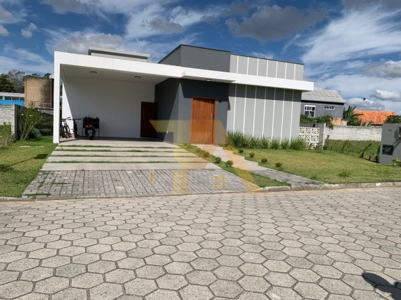 Imóvel com 3 Quartos à Venda,  em Campo D'una - Imbituba