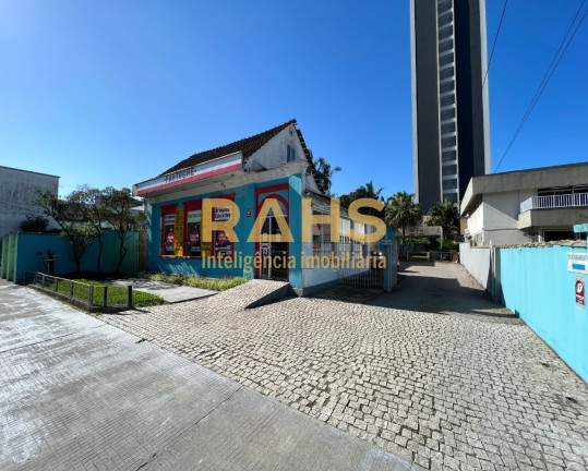 Sala Comercial à Venda, 1.007 m² em Centro - Joinville