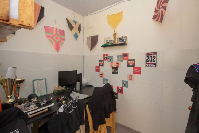 Imagem Casa com 4 Quartos à Venda, em Cambuci - São Paulo Imagem Casa com 4 Quartos à Venda, em Cambuci - São Paulo